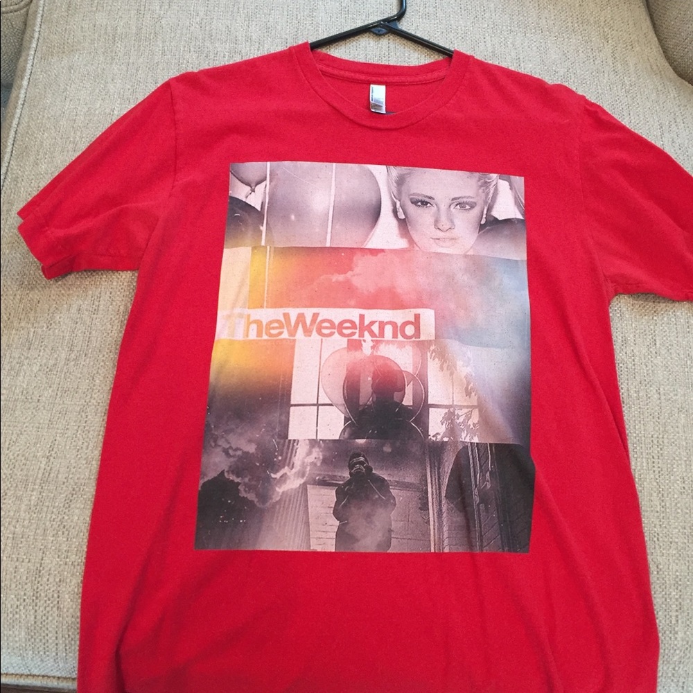 The Weeknd Men’s M Graphic T-shirt